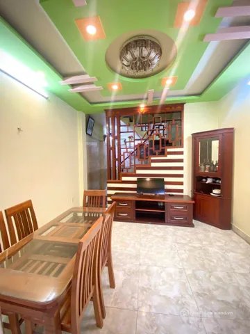 Cho thuê nhà riêng: Cho thuê Nhà riêng 30m2 giá 7 triệu tại Đường Lê Lợi Phường