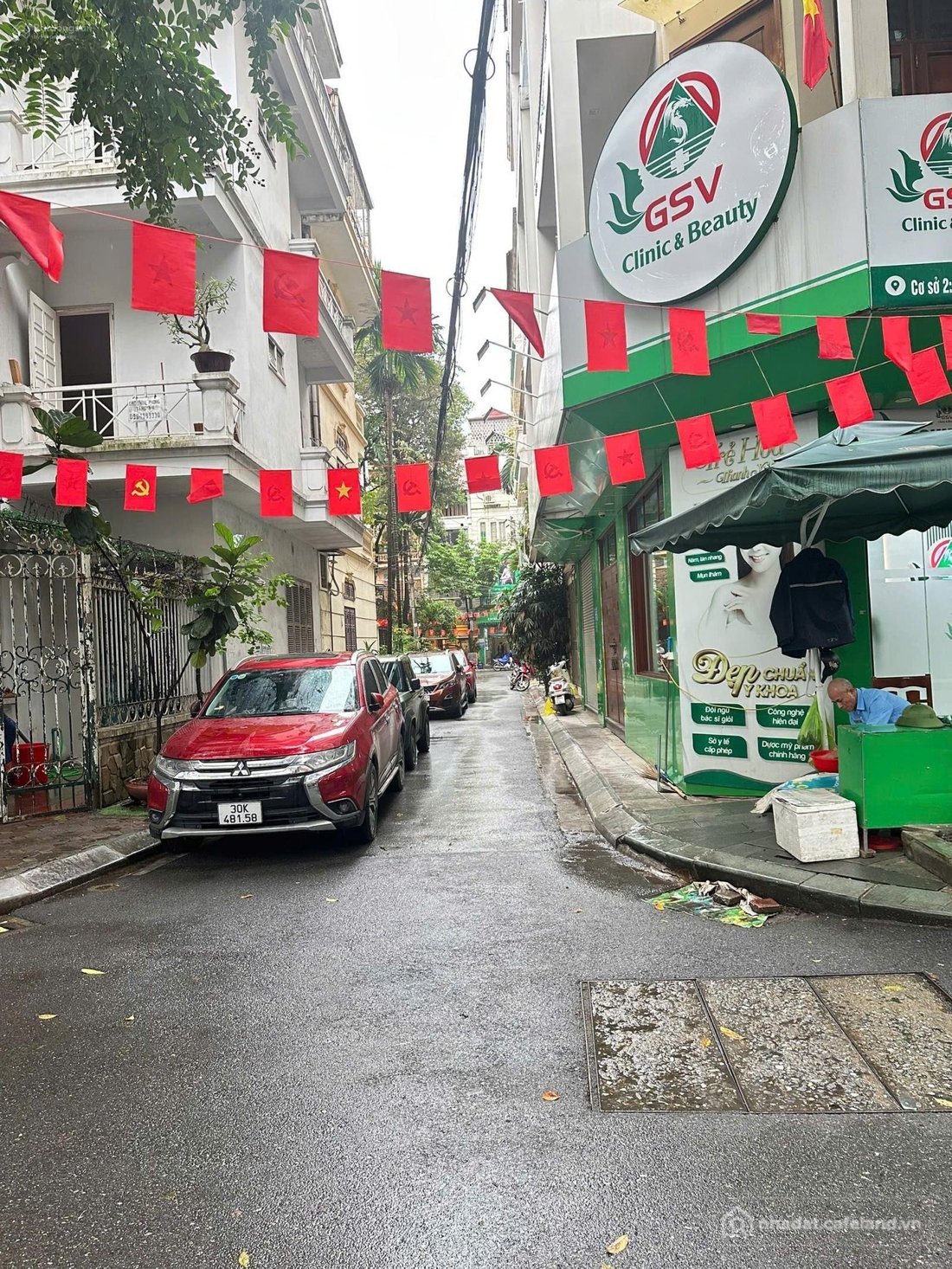 Cho thuê nhà riêng: Nhà riêng: Cho thuê nhà riêng Nguyễn Thị Định, diện tích 100