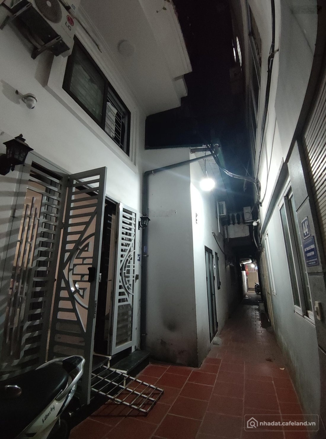 Cho thuê phòng trọ: Phòng trọ: Còn 1 phòng duy nhất tầng 4 cho thuê trong nhà ri