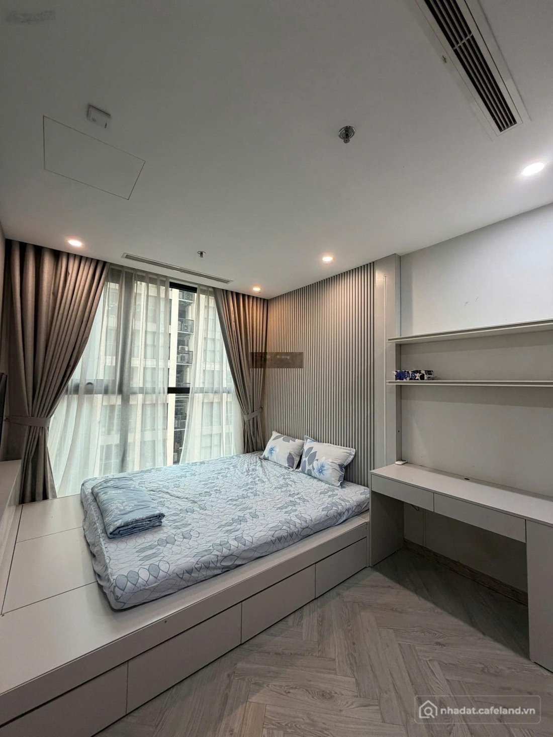 Cho thuê căn hộ chung cư: Căn hộ chung cư: Cho thuê gấp căn hộ 2PN, 2WC, 65m2 tạ