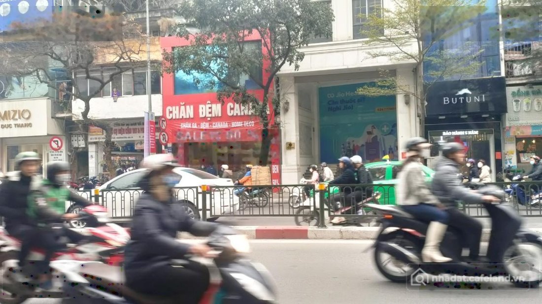 Cho thuê nhà riêng: Nhà riêng: Cho thuê nhà MP Hàng Bài, Hoàn Kiếm 50m2 kinh doa