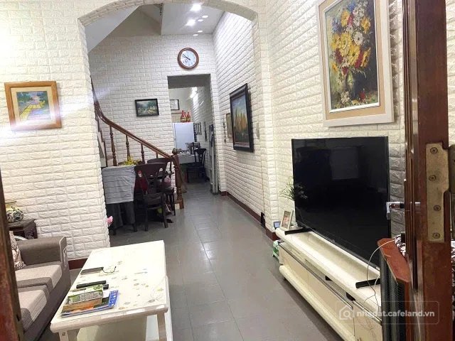 Cho thuê nhà riêng: Cho thuê nhà ngõ 102 HOÀNG ĐẠO THÀNH, Thanh Xuân. 11 triệu/t