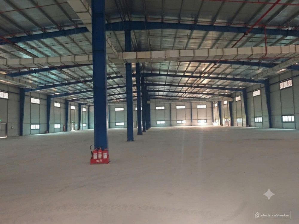 - Cho thuê xưởng/ kho kcn Quế Võ, dt 3000m2, 1 tầng. LH 0988 457 392