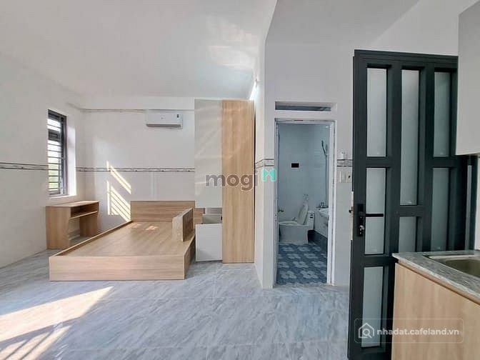 Nhà hàng - Khách sạn: ⭐ CĂN HỘ BAN CÔNG MỚI 100% - FULL Nội Thất - Ngay Vincom