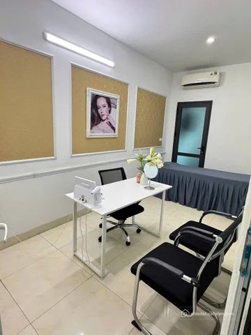 Cho thuê mặt bằng: Cho thuê Spa/Thẩm mỹ đầy đủ nội thất, mấy móc tại Khúc Thừa D