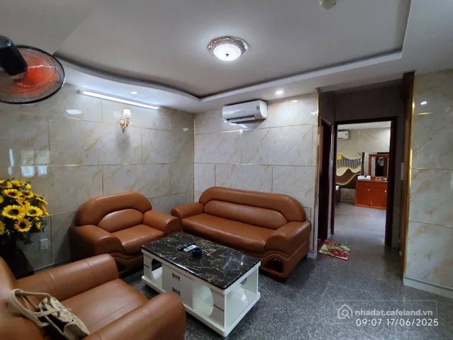 Bán nhà hàng - Khách sạn: (Mặt Tiền Thụt Quang Trung - Ngã 6 Gò Vấp) Căn Góc Khô