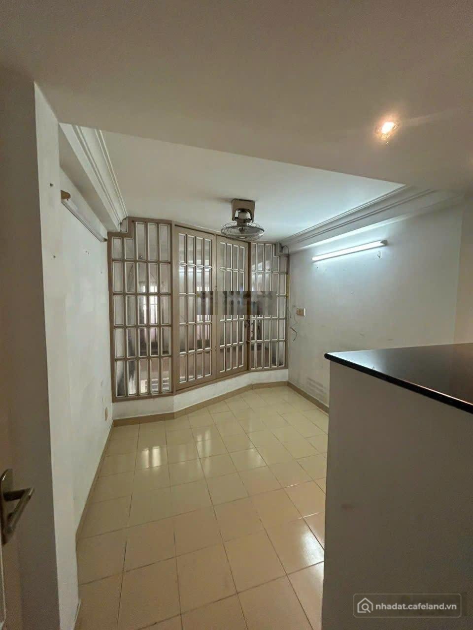 Cho thuê nhà riêng: Nhà riêng: Cho thuê nhà 3/2 24m² 5 tầng - 30 triệu/tháng