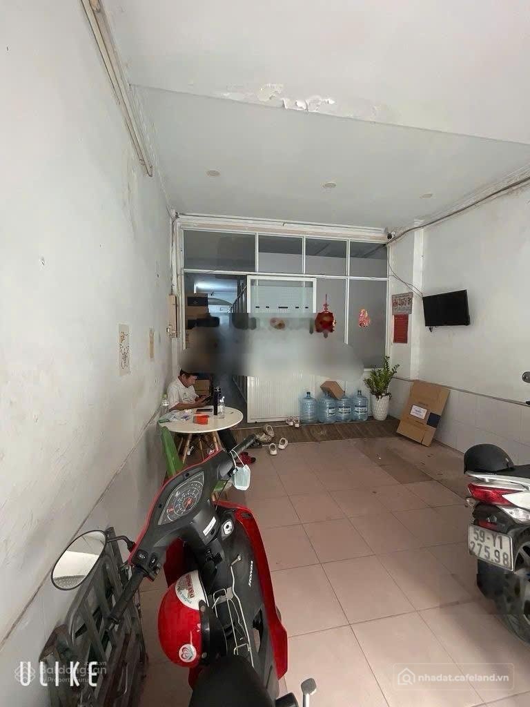 Cho thuê nhà riêng: Nhà riêng: Cho thuê nhà MTNB 8m đường Số 52, P. 14, Q. 10, 2