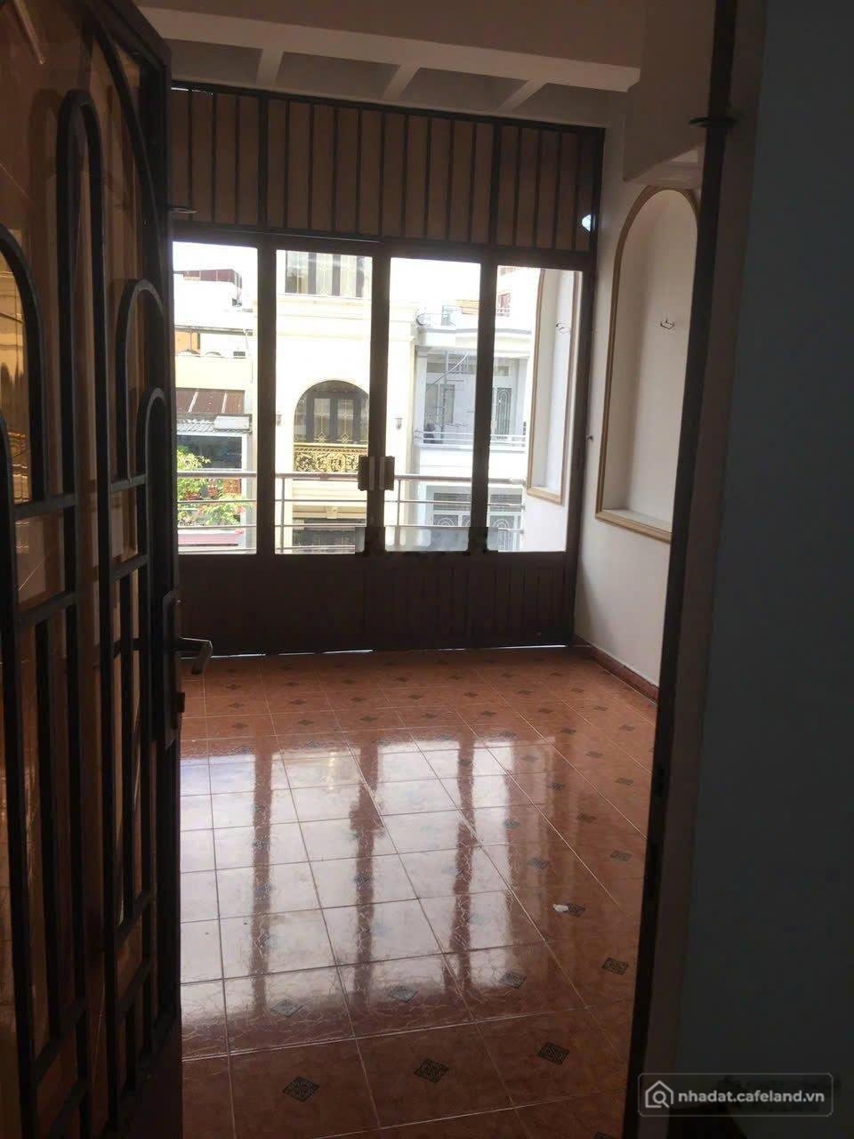 Cho thuê nhà riêng: Nhà riêng: Cho thuê nhà Vĩnh Viễn 33m² 6 tầng - 24 triệu/thá