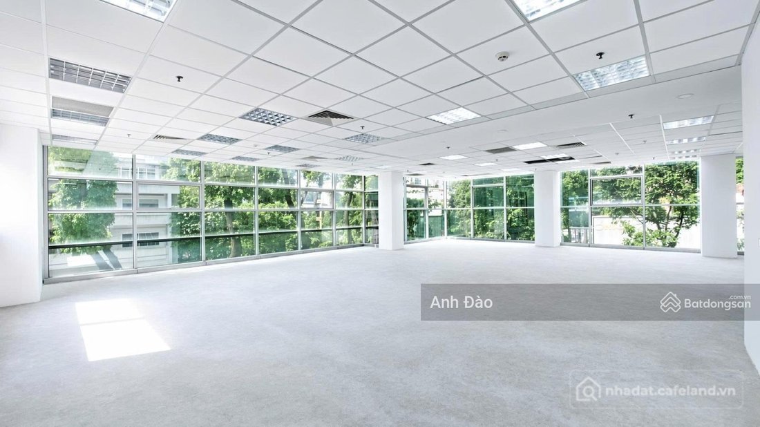 Cho thuê nhà riêng: Nhà riêng: Tòa nhà mới xây mặt tiền trung tâm Q10 - hầm 9 lầ