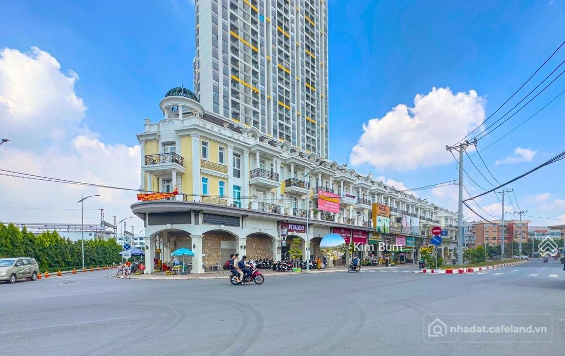 Cho thuê nhà riêng: Nhà riêng: Cho thuê nhà mặt tiền Tạ Quang Bửu 5x17 m tiện ki