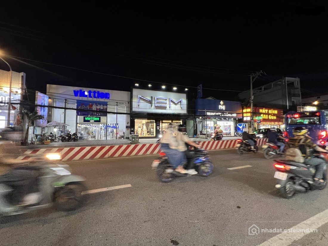 Cho thuê nhà riêng: Cho thuê nhà riêng: Cho thuê nhà riêng: Nhà riêng: Cho thuê