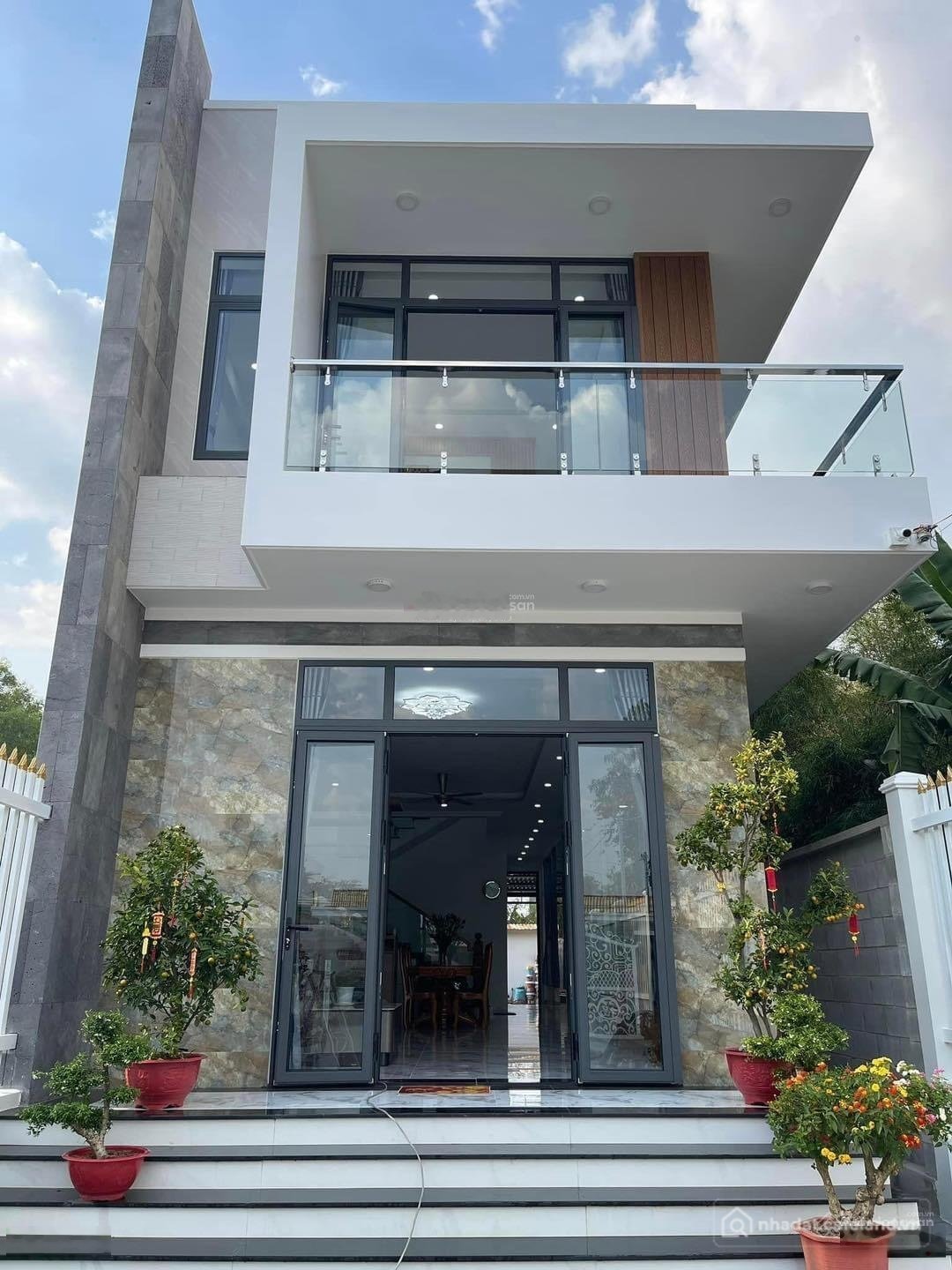 Cho thuê nhà riêng: Cho thuê nhà riêng: Nhà riêng: Cho thuê gấp nhà phố 132m- kd