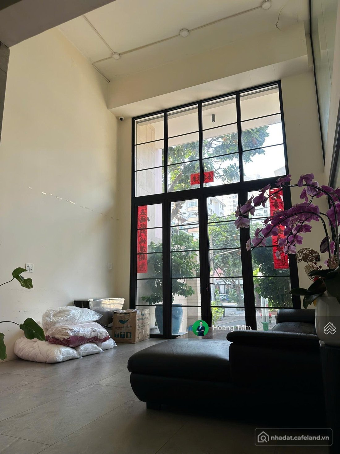 Cho thuê nhà riêng: Cho thuê nhà riêng: Nhà riêng: Cho thuê mặt bằng đẹp (8x23)