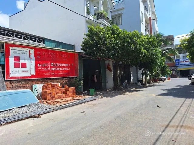 Cho thuê mặt bằng: Mặt bằng 200m2 Mặt Tiền Đường nhựa 10m gần đường Hiệp Bình ph