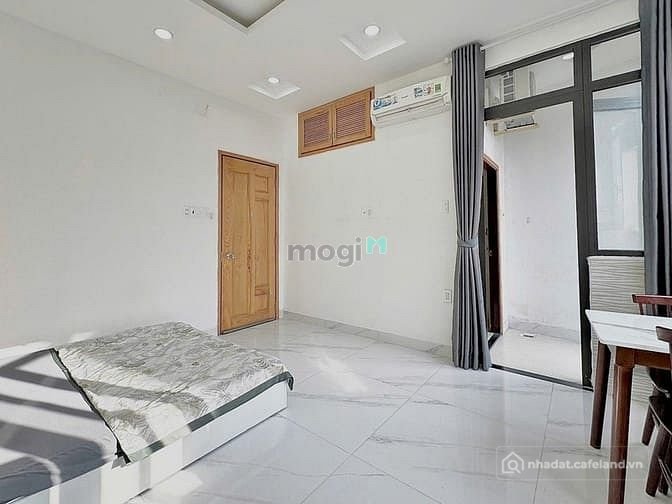 Nhà hàng - Khách sạn: Balcony fullNT Điện Biên Phủ - Bình Thạnh gần Đại Học UEF