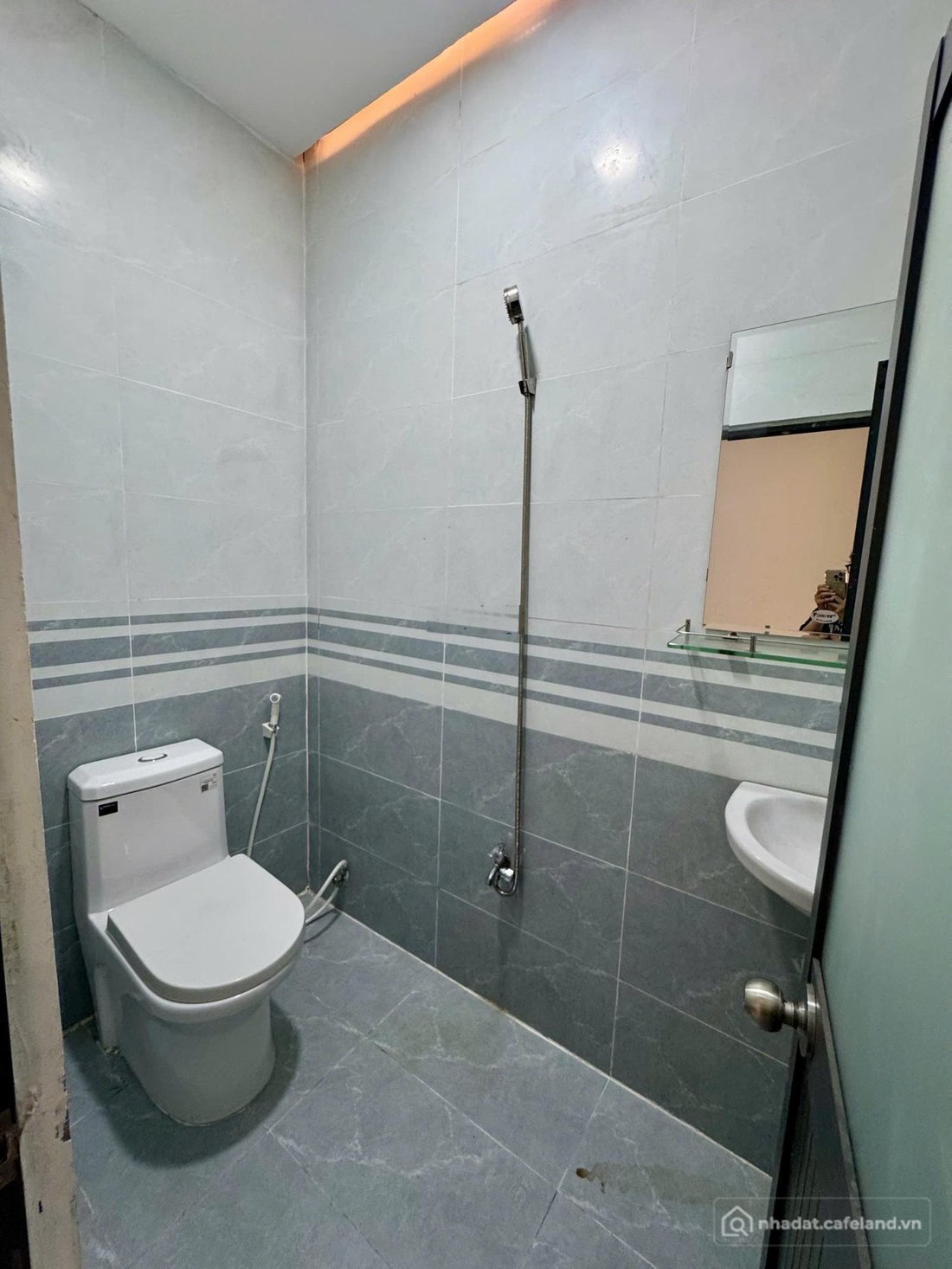 Cho thuê mặt bằng: Cho thuê mặt bằng: Cho thuê mặt bằng: Mặt bằng: Mặt bằng kinh