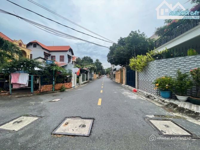 Bán căn hộ Mini, Dịch vụ: BÁN DÃY TRỌ HẺM Ô TÔ THÔNG NHAU ĐƯỜNG NGUYỄN HỚI DT 10