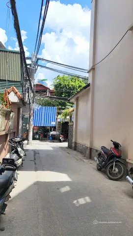 Cho thuê nhà riêng: Cho thuê nhà MỄ TRÌ THƯỢNG, Đại Lộ Thăng Long. Cho thuê: Hộ