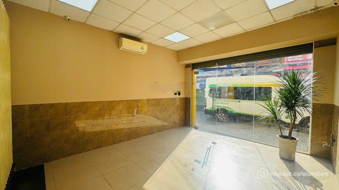 Cho thuê mặt bằng: Cho thuê mặt bằng: Cho thuê mặt bằng: Cho thuê mặt bằng: Mặt