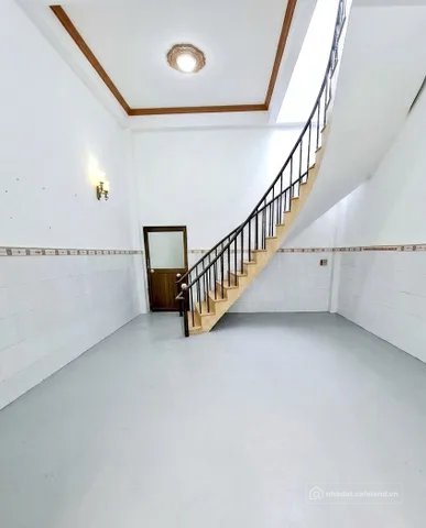 Bán căn hộ Mini, Dịch vụ: Nhỉnh 6tỷ CHDV gần BX Miền Tây 10 PN ,10WC ,DT 100M² –