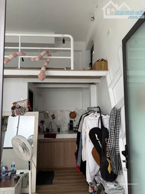 Bán căn hộ Mini, Dịch vụ: Bán dãy trọ 9,5Tỷ 3 tầng gồm 13 phòng khép kín nằm n