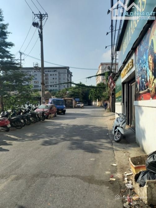 Bán căn hộ Mini, Dịch vụ: Bán tòa CHDV phố Nguyễn Xiển 100m2x8t thang máy, 20PKK