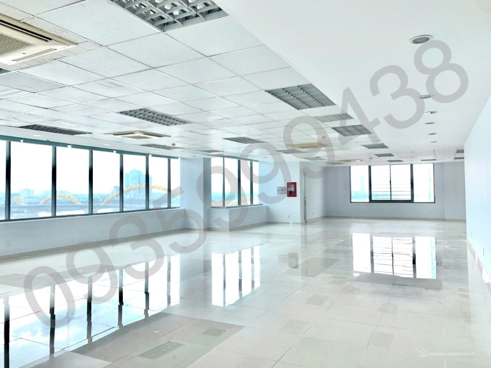 Cho thuê văn phòng 220 m2 view Cầu Rồng chỉ 300.000đ/m2, miễn phí ngoài giờ