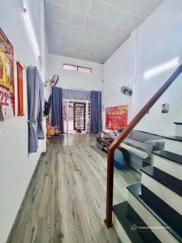 Cho thuê nhà riêng: Cho thuê nhà riêng: Cho thuê nhà 1,5 tầng MT đường NẠI HIÊN