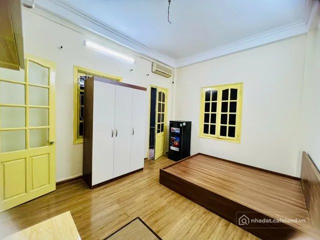 Cho thuê căn hộ chung cư: Cho thuê Căn hộ DV Đường Láng, Đống Đa 4.5 triệu MỚI T