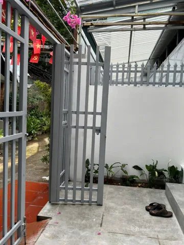 Cho thuê nhà riêng: Cho thuê nhà 1 tầng tại ngõ 135 ĐỘI CẤN, Ba Đình. 13.5 triệu