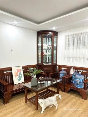 Cho thuê căn hộ chung cư: CCMN Hoàng Hoa Thám, Ba Đình 65m, 2 ngủ- full đồ giá 1