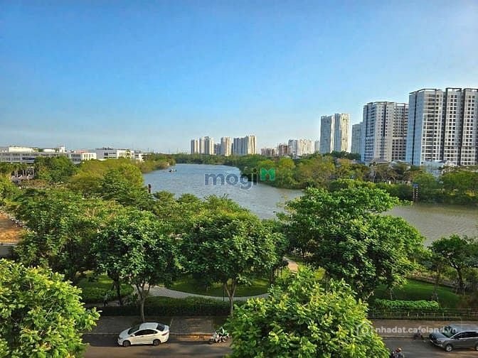 Căn hộ chung cư: Cho thuê căn hộ 3PN, 2WC, 128m2, Riverpark Premier nhà mới đẹp