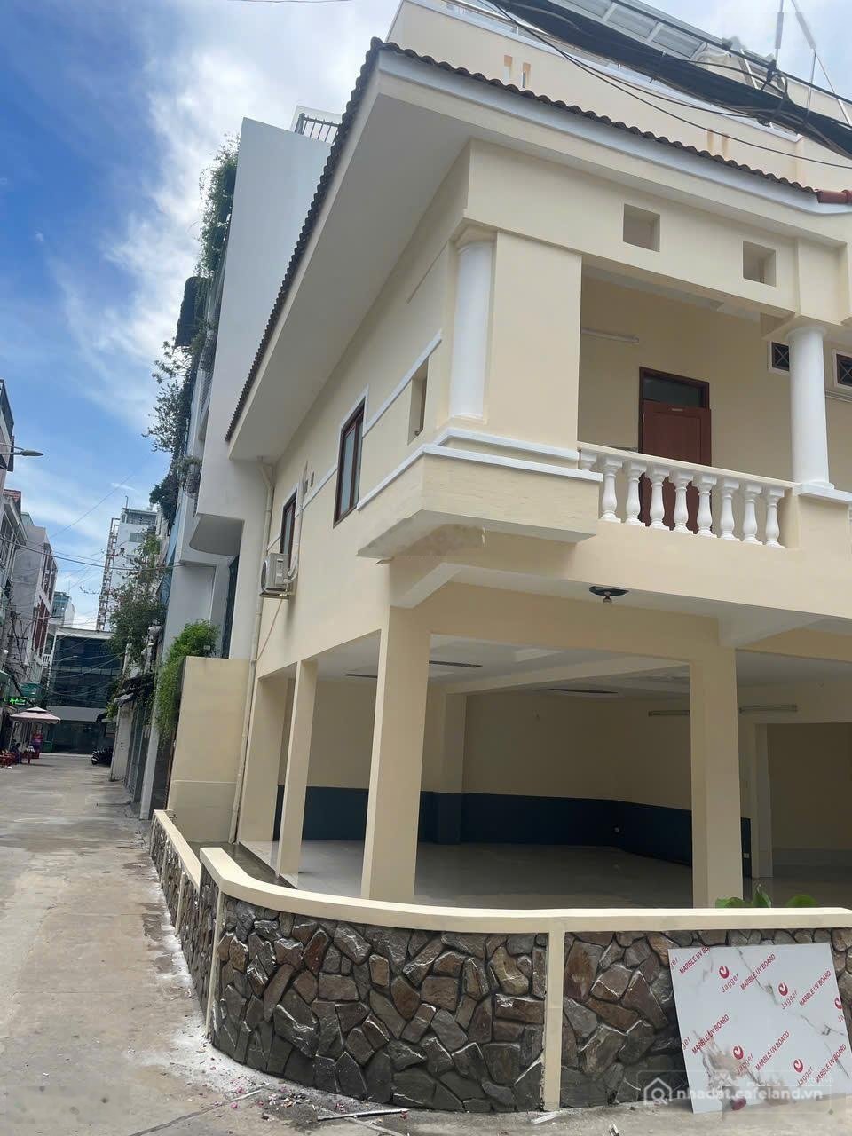 Cho thuê mặt bằng: Cho thuê mặt bằng: Cho thuê mặt bằng: Cho thuê mặt bằng: Cho