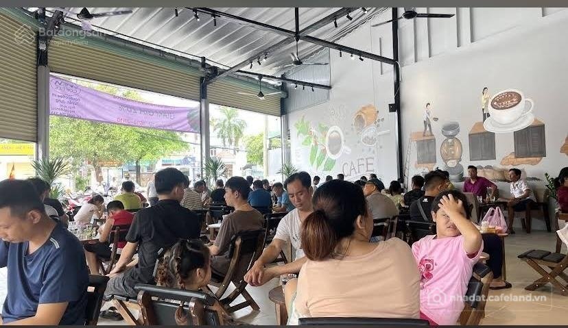 Cho thuê mặt bằng: Cho thuê mặt bằng: Cho thuê mặt bằng: Cho thuê mặt bằng: Cho