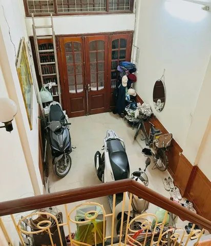 Cho thuê nhà riêng: Ngõ 7 Nguyên Hồng, Ba Đình 35m x 4T(3 ngủ) FULL ĐỒ, 2 MẶT NG