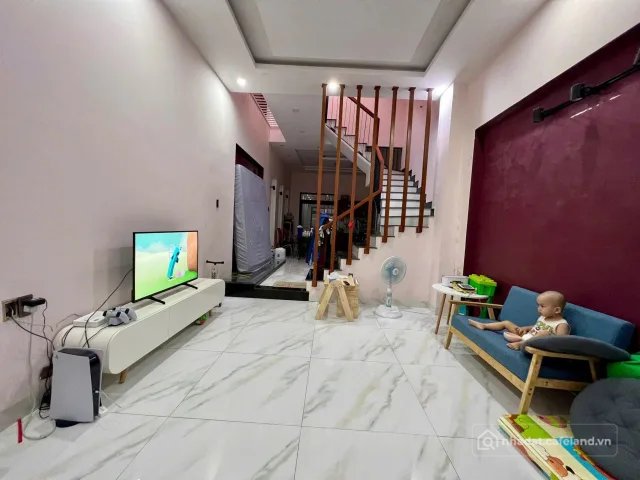 Cho thuê nhà riêng: 14TR_CHO THUÊ NHÀ 3 TẦNG K/QUANG TRUNG – GẦN TRƯỜNG NGUYỄN H