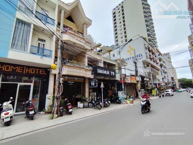 Bán nhà hàng - Khách sạn: Cần bán khách sạn hẻm Trần Phú, Lộc Thọ, Nha Trang, vị
