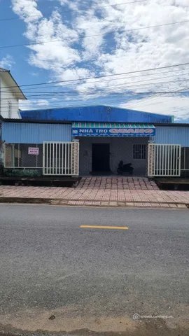 Bán căn hộ Mini, Dịch vụ: Bán Nhà trọ 411m2 có sẵn 140 m2 thổ cư giá 4 tỷ tại -