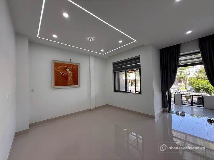 Cho thuê phòng trọ: Khu C Royal Park