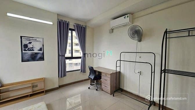 Nhà riêng: Căn hộ Eratown 161m2 4PN 4WC full NT nhà mới đẹp giá 14tr