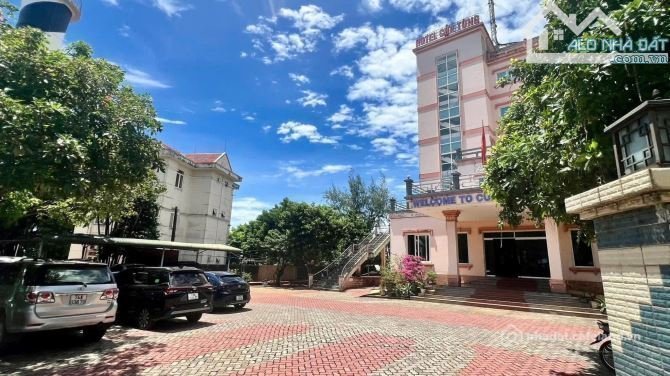 Bán nhà hàng - Khách sạn: Bán nhà hàng - Khách sạn: Bán nhà hàng - Khách sạn: Bá