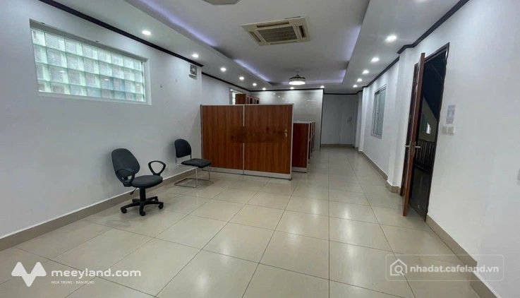 Cho thuê văn phòng: Mặt phố Lâm Du - MBVP 145m2 - Chỉ 10Tr