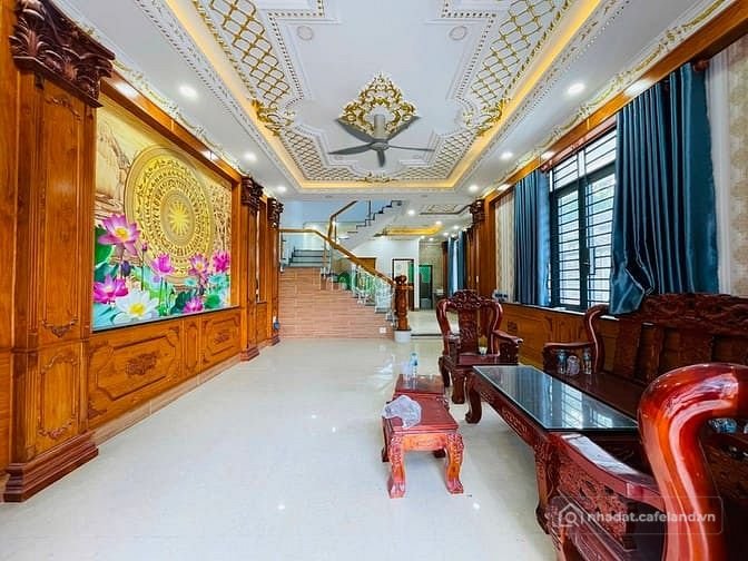 Biệt thự: Cho thuê biệt thự ngang 8m 1 trệt 2 lầu mới đẹp góc 2 mặt tiền