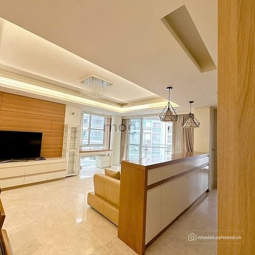Nhà riêng: Cho thuê căn hộ cao cấp Riverpark premier nội thất đầy đủ đẹp