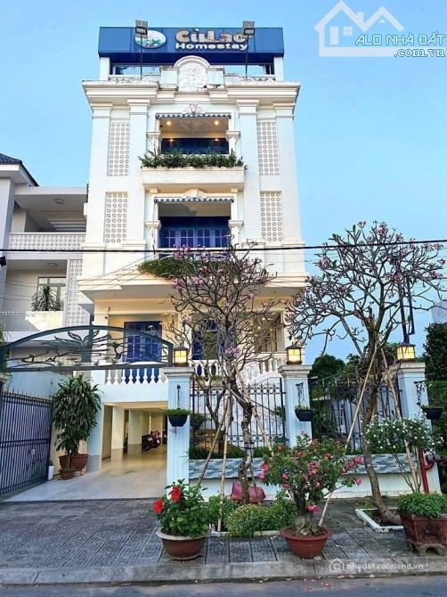 Bán nhà hàng - Khách sạn: Bán nhà hàng - Khách sạn: bán khách sạn đường Nguyễn h