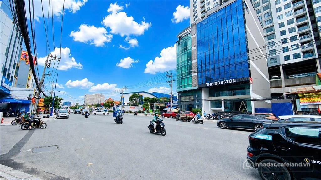 Bán kho, nhà xưởng: Giảm 30tỷ! siêu hiếm khuôn đất đẹp 10x20 mt lương định của q
