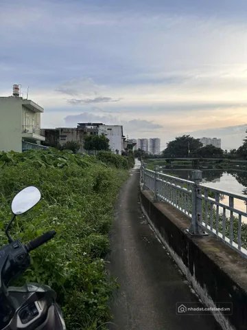 Cho thuê đất: Cho thuê Đất 1177m2 giá 20 triệu tại hẻm 256/8 dường Hà Huy Giáp P