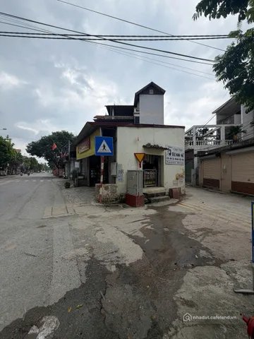 Cho thuê nhà riêng: Cho thuê Nhà riêng 200m2 giá 30 triệu tại Đường Quốc Lộ 23 X