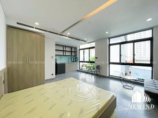 Nhà hàng - Khách sạn: PASS GẤP phòng ngay Công viên Làng Hoa - View kính